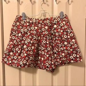 M - Zara Trafaluc Pleated Red Floral Shorts